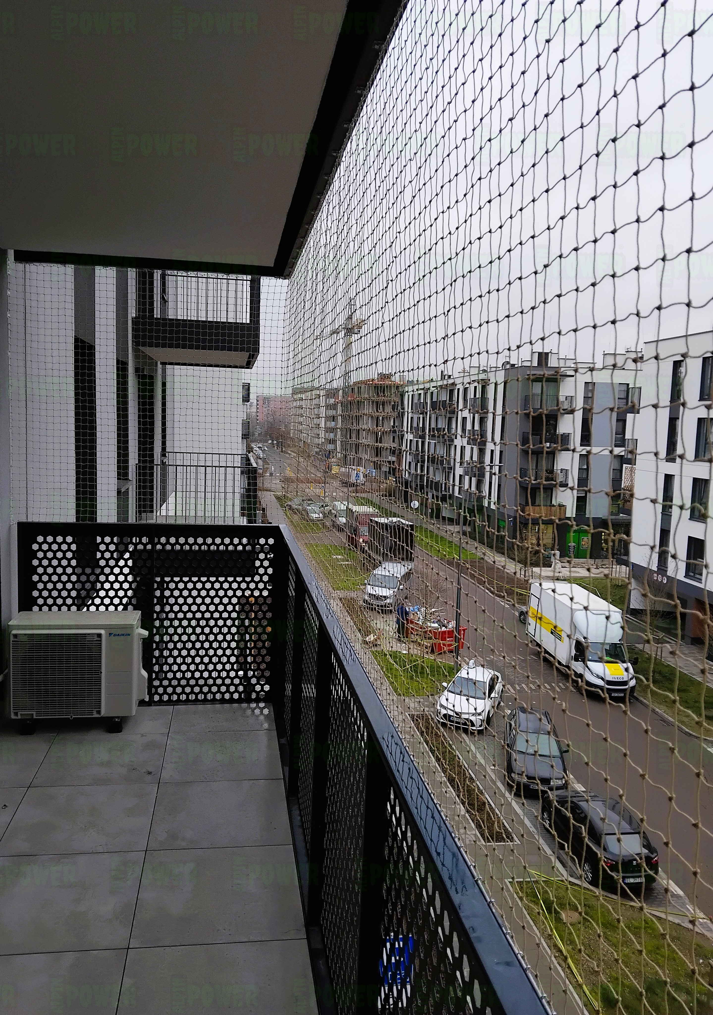  SIATKA PRZECIWKO PTAKOM montaż na balkon  SIATKA PRZECIWKO PTAKOM montaż na balkon Bez Wiercenia  SIATKA PRZECIWKO PTAKOM montaż na balkonie  SIATKA PRZECIWKO PTAKOM montaż na balkonie Bez Wiercenia  Montaż siatki zabezpieczającej na balkon  Montaż siatki zabezpieczającej na balkon bez wiercenia